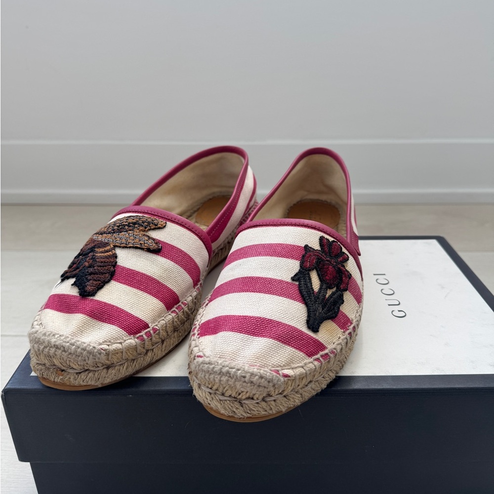 Gucci Women's Red and White Espadrilles